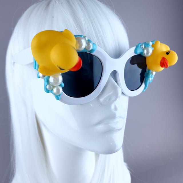 "Soapy" Bath Duck, Pearl Bubbles & Water Sunglasses
