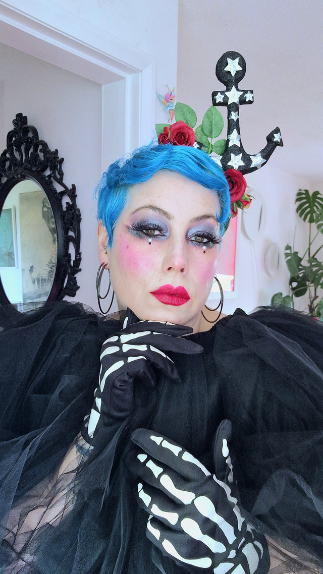 "Umiko" Black Anchor with Red Roses Headpiece