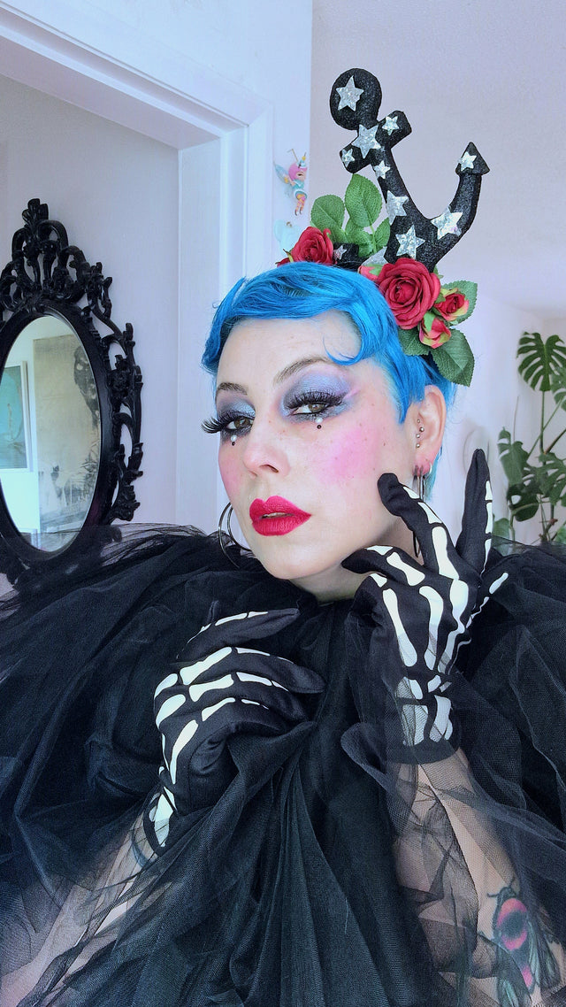 "Umiko" Black Anchor with Red Roses Headpiece