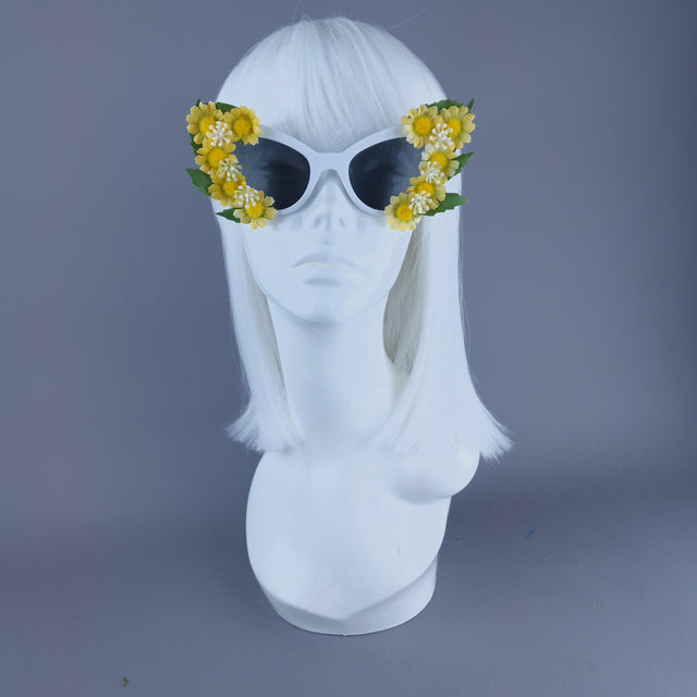 "Mellow" Yellow Daisy Cat Eye Sunglasses