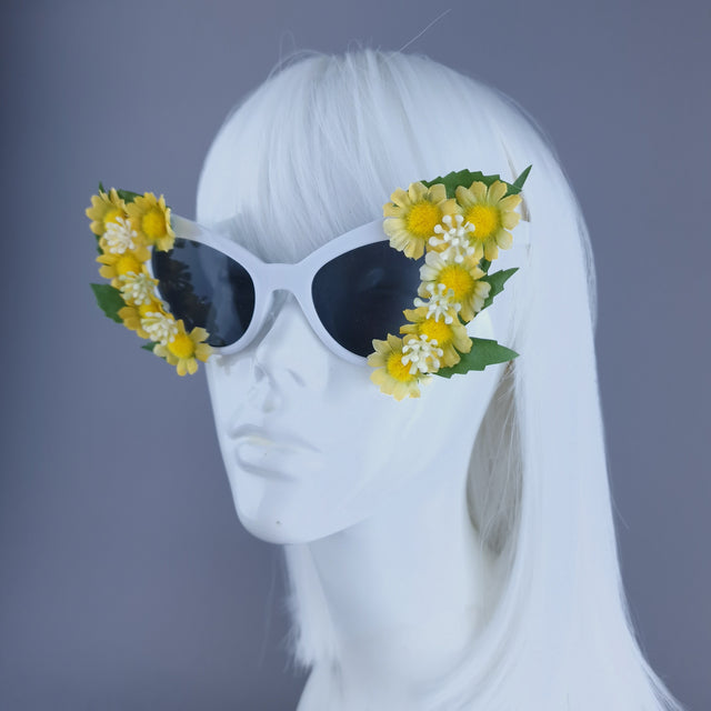 "Mellow" Yellow Daisy Cat Eye Sunglasses