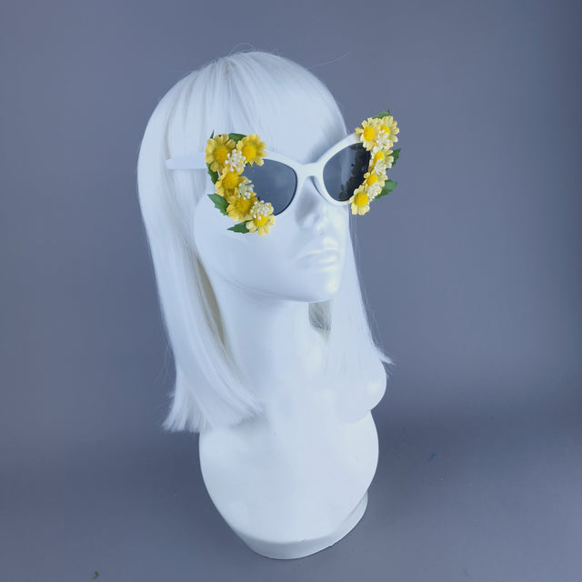 "Mellow" Yellow Daisy Cat Eye Sunglasses