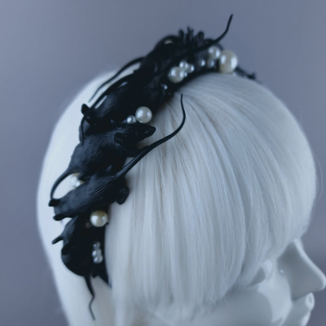 "Doon" Black Rats & Pearls Headdress