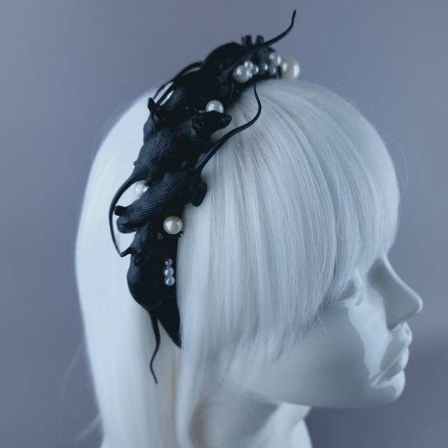 "Doon" Black Rats & Pearls Headdress
