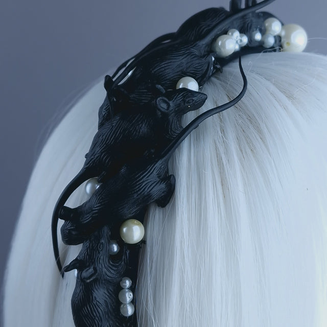 "Doon" Black Rats & Pearls Headdress