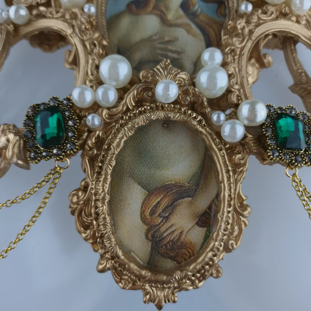 "Venus in Frames" Gold Filigree & Pearl Neckpiece
