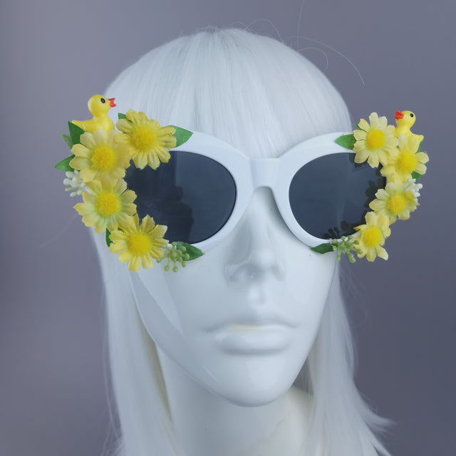 Sample: Duck & Daisy Sunglasses