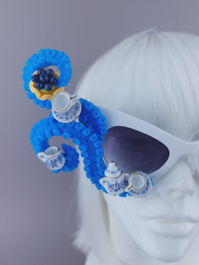 Pearls & Swine: Blue Tentacle, Tea & Cake Sunglasses "Seaparty"
