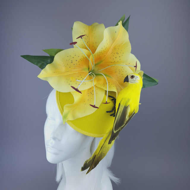 Pearls & Swine: Giant Yellow Flower Fascinator with Lily & Parrot "Caius"