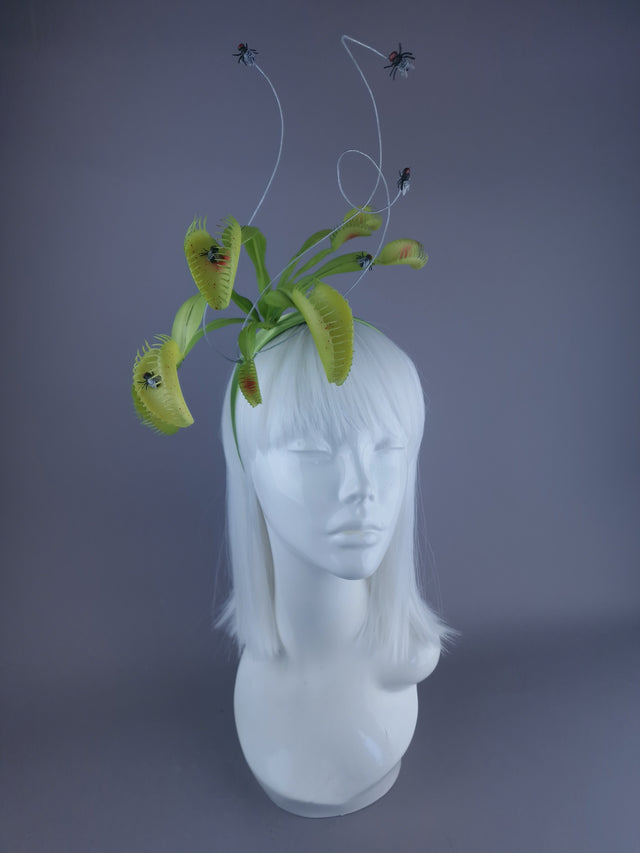 "Snap" Venus Flytrap with Flies Headdress