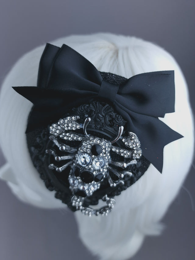 Scorpion, Filigree & Bow Mini Fascinator