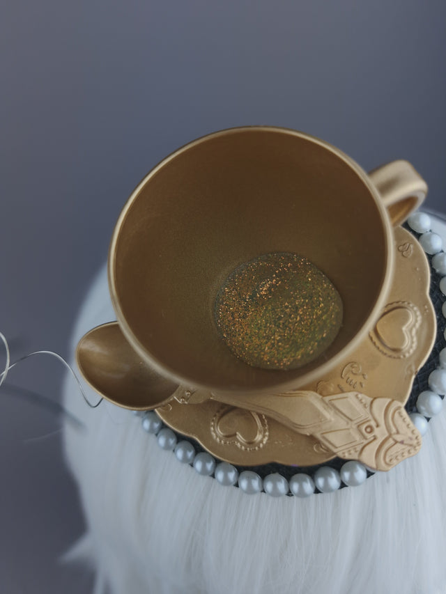 Pearls & Swine Gold Teacup & Bee Mini Fascinator "TeaTime"