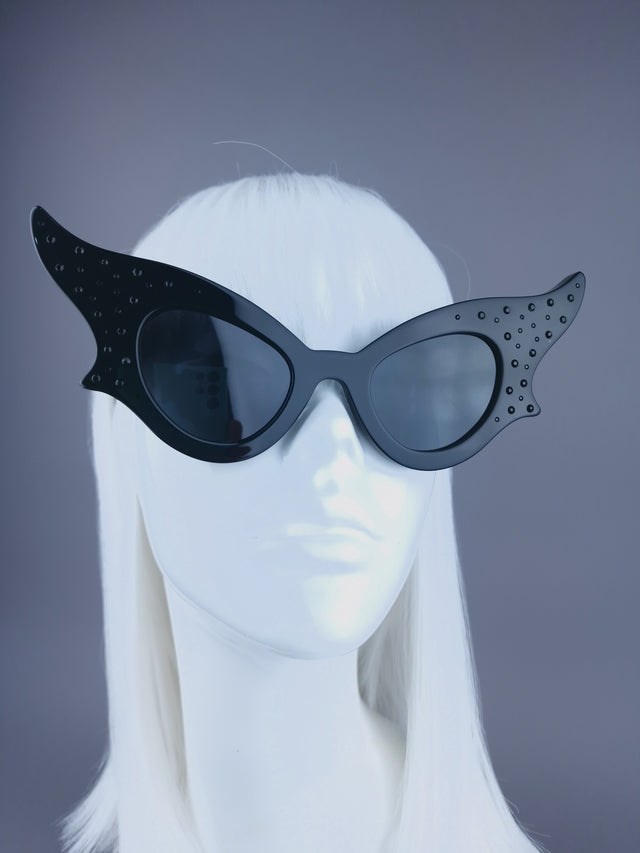 "Satan Is A Woman" 666 Hexes Sunglassesloo