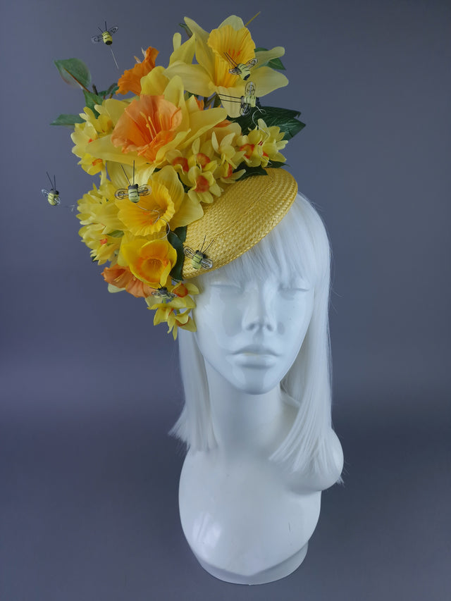 "Liriope" Yellow Daffodilds & Bees Fascinator Hat
