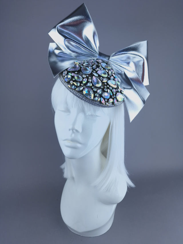 "Diella" Grey Jewel & Silver Bow Fascinator Hat