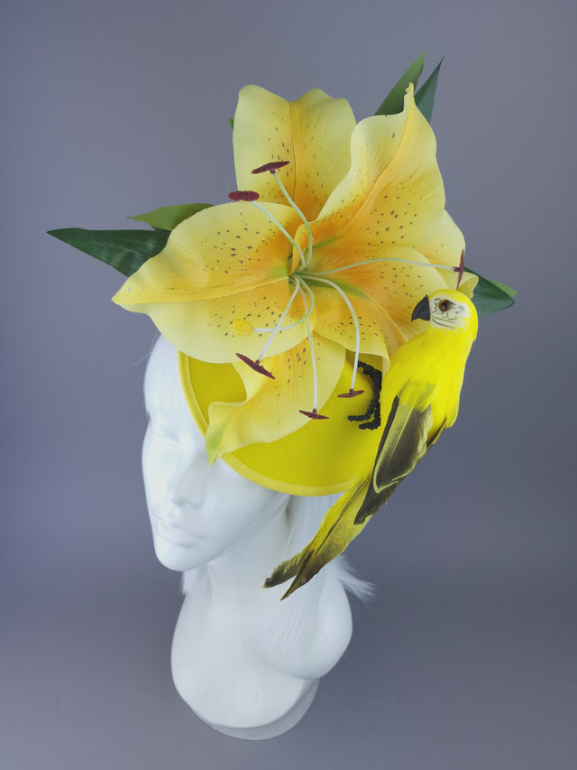Pearls & Swine: Giant Yellow Flower Fascinator with Lily & Parrot "Caius"
