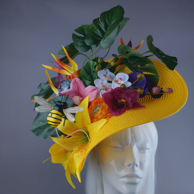 "Holiday" Colourful Flower & Bee Hat