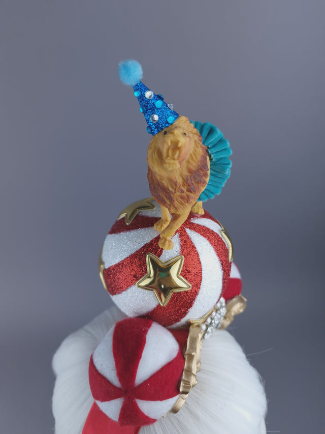 "Step Right Up!" Circus Lion Headdress