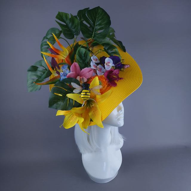 "Holiday" Colourful Flower & Bee Hat