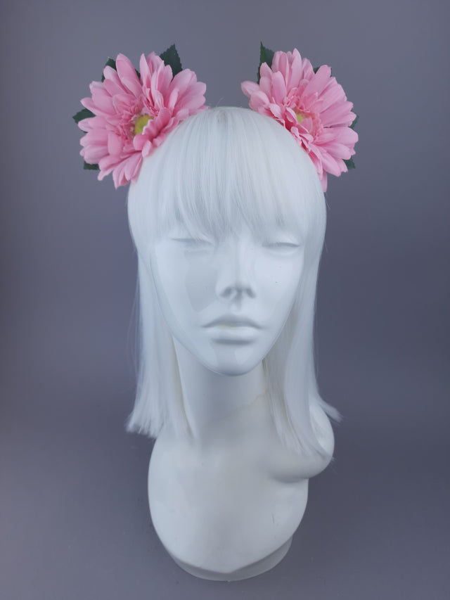 Pearls & Swine Headpiece Pink Daisy
