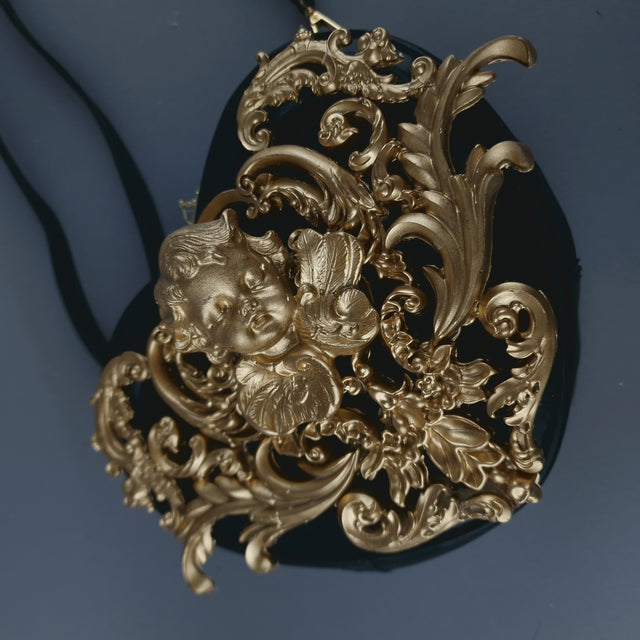 SAMPLE! Gold Cherub Filigree Heart Shaped Handbag