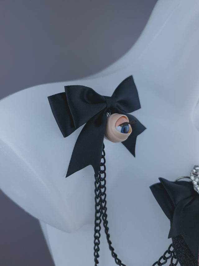 Dollface & Blinking Eye Necklace Brooch Jewellery