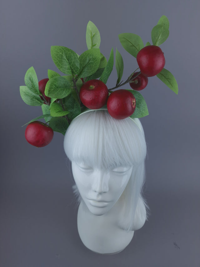 Pearls & Swine: Red Apple Headpiece