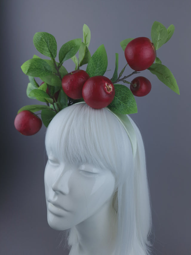 Pearls & Swine: Red Apple Headpiece