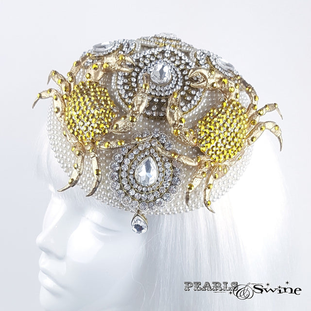 Chic Golden Pearl Crab hat