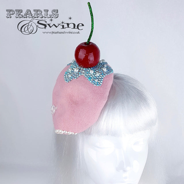 "Crema" Crystal Skull Cherry Hat