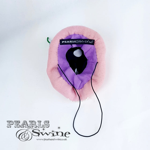 "Crema" Crystal Skull Cherry Hat