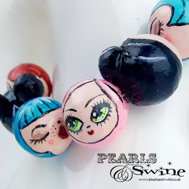 "Kissing Poppets" Bubble DollFace Necklace
