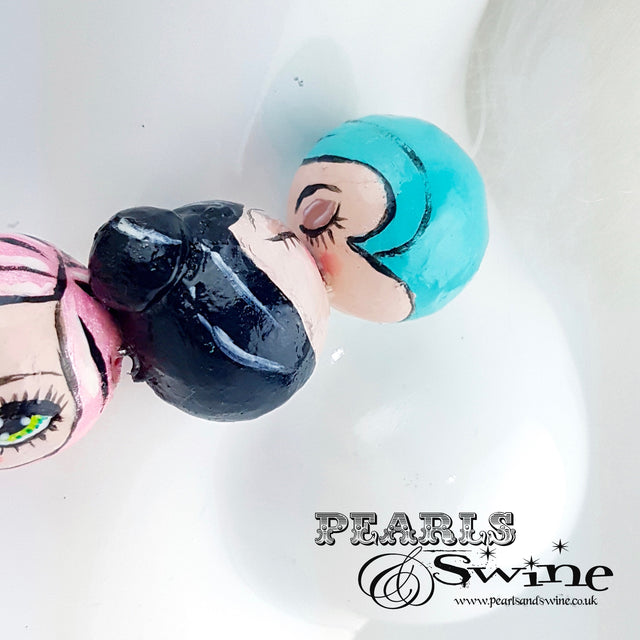"Kissing Poppets" Bubble DollFace Necklace