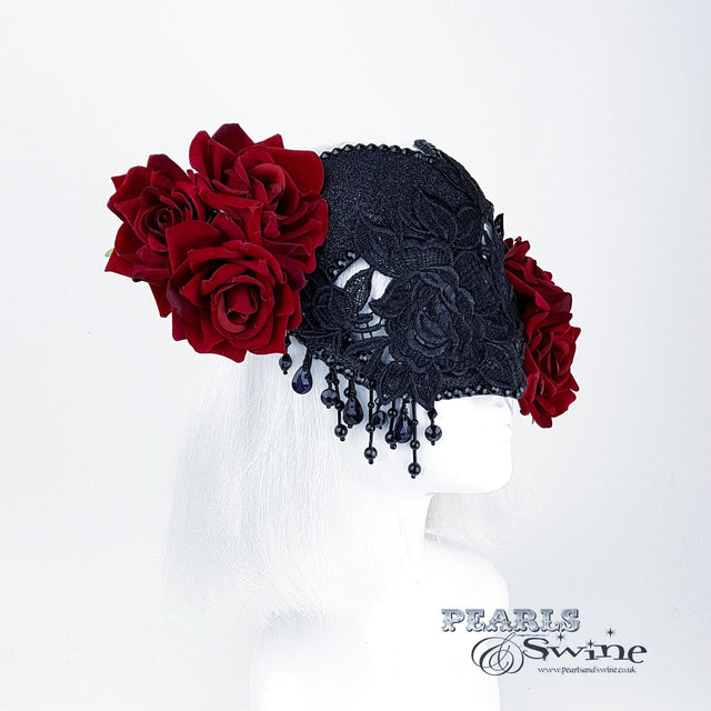 "Rozalia" Black Jewelled Heart Rose Mask