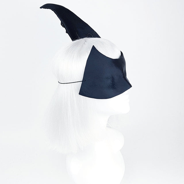 "Bizarre" Satin Blacked-Out Blind Mask