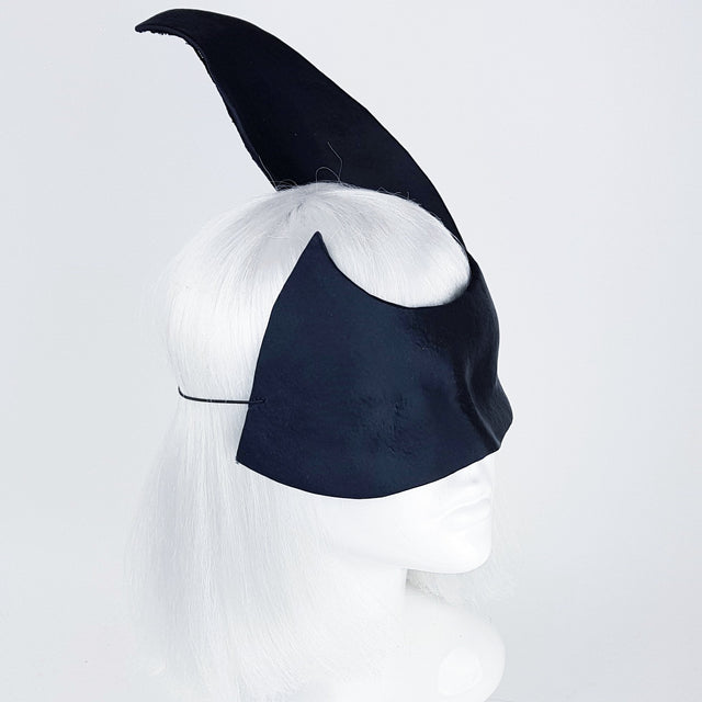 "Bizarre" Satin Blacked-Out Blind Mask