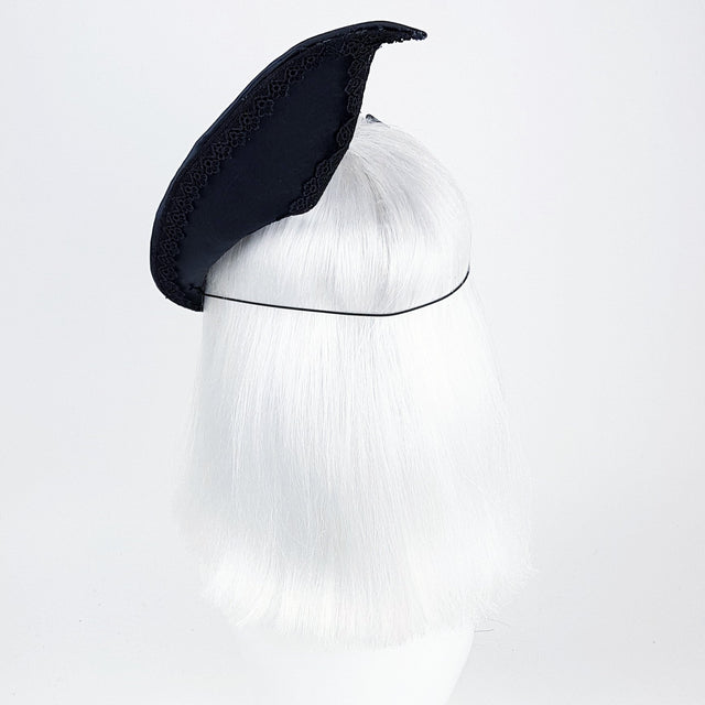 "Bizarre" Satin Blacked-Out Blind Mask