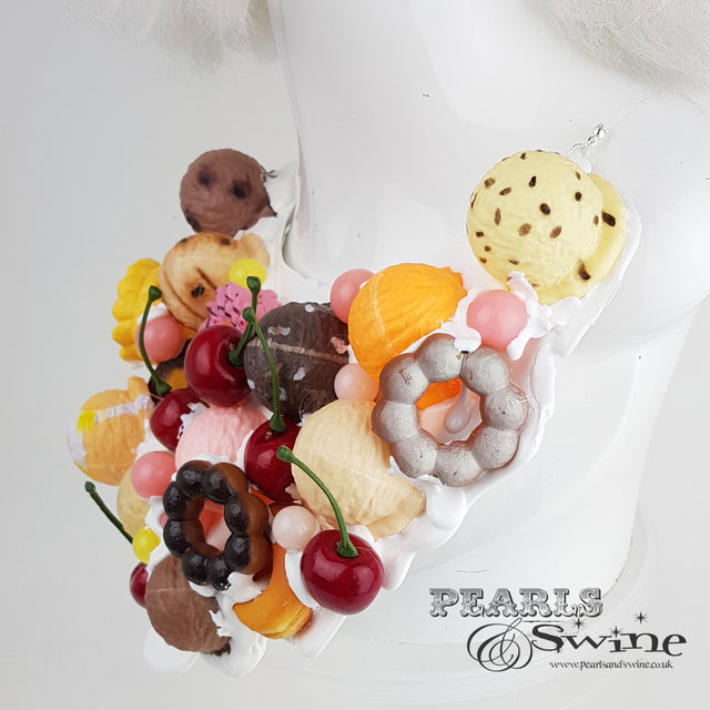 Pearls and swine Necklace