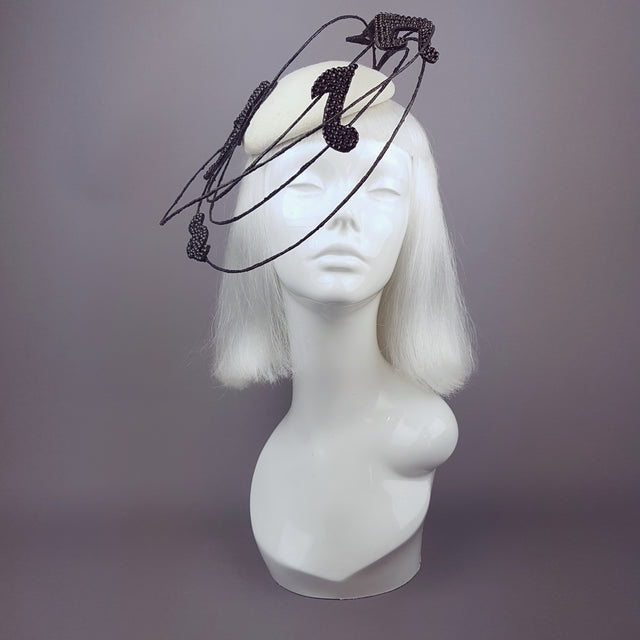 "Play on" Jewelled Musical Notes Hat