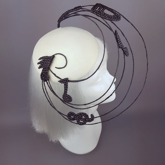 "Play on" Jewelled Musical Notes Hat