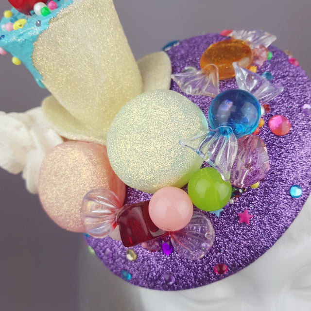 "Délicieux" Glitter Cake Candy Hat