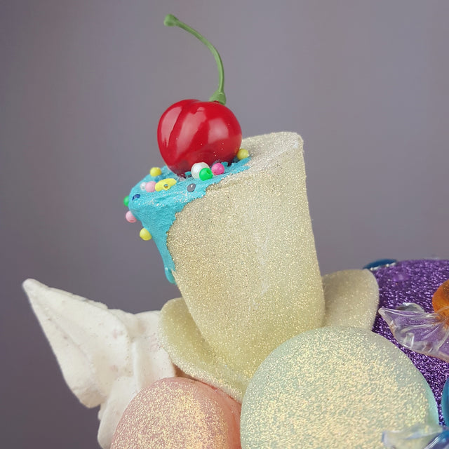 "Délicieux" Glitter Cake Candy Hat