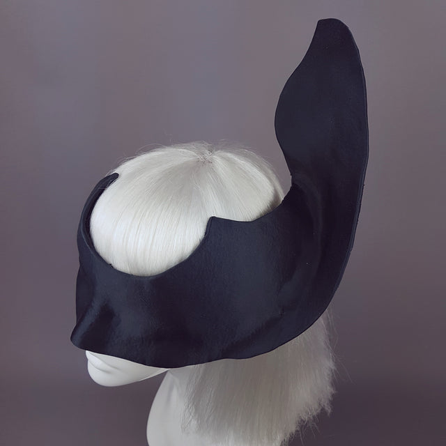 "Bizarre" Satin Blacked-Out Blind Mask