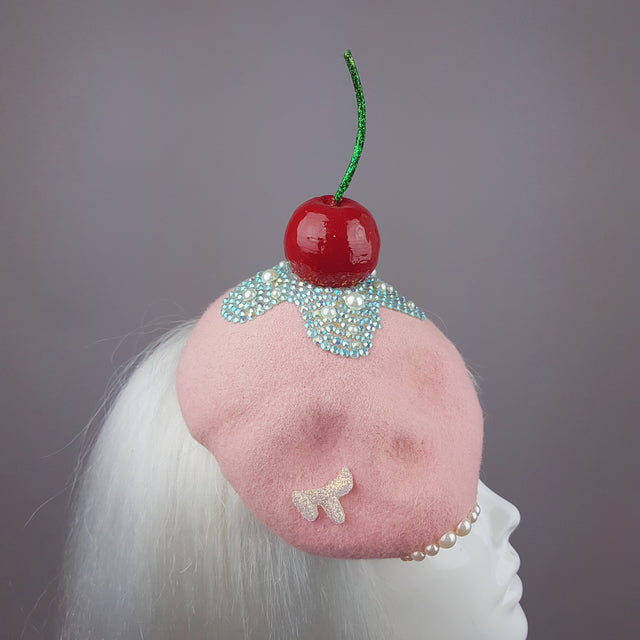 "Crema" Crystal Skull Cherry Hat