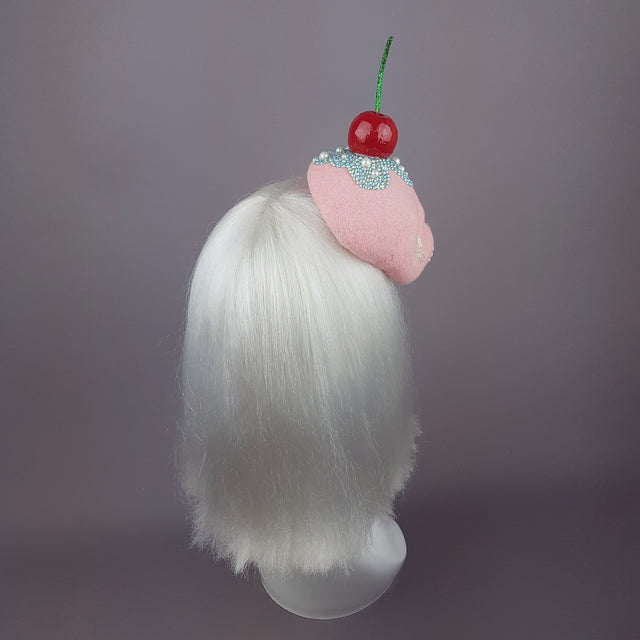 "Crema" Crystal Skull Cherry Hat