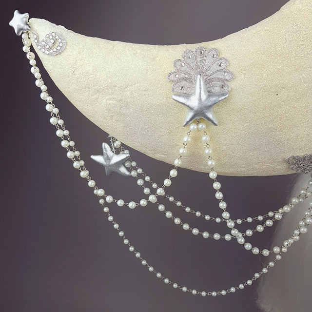"Selenophile" OTT Glittery Pearl Moon Hat