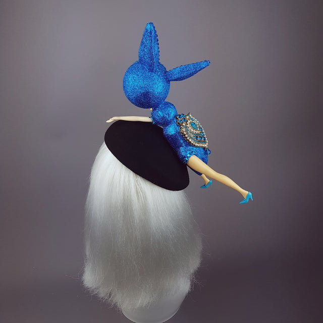 "Moment de Rêve" Surreal Insect Blue Doll Face Hat