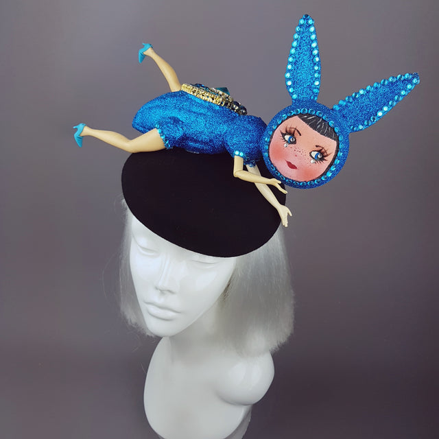 "Moment de Rêve" Surreal Insect Blue Doll Face Hat