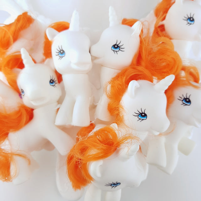 "Mes Petits Chavaux" White Pony Neckpiece