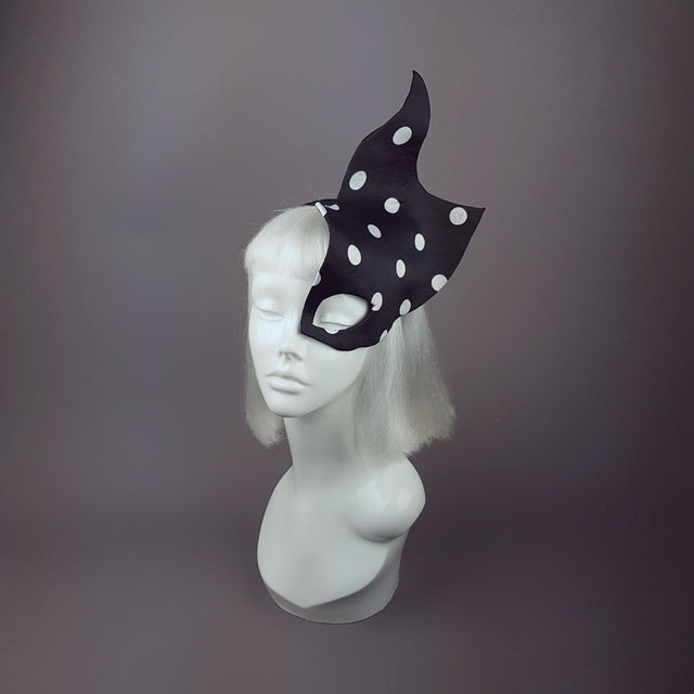 "Soleares" Black and White Polkadot Half Mask